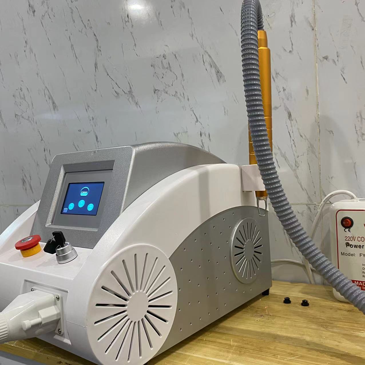 Picosecond Laser Machine Tattoo Pigment Removal Skin Rejuvenation Whitening Machine