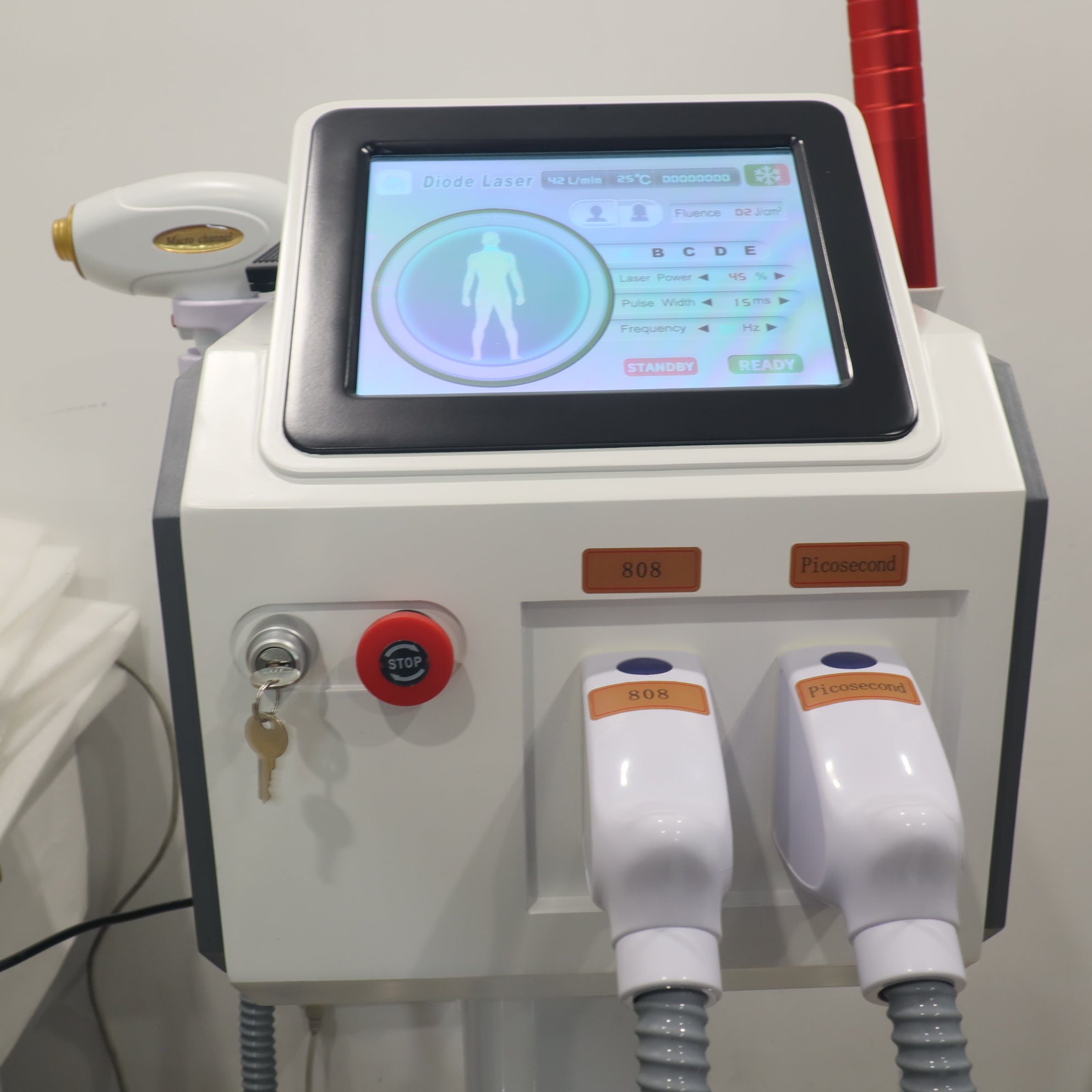 2 In 1 755 808 1064nm Diode Laser Hair Removal Pico Laser Tattoo Pigment Removal Machine