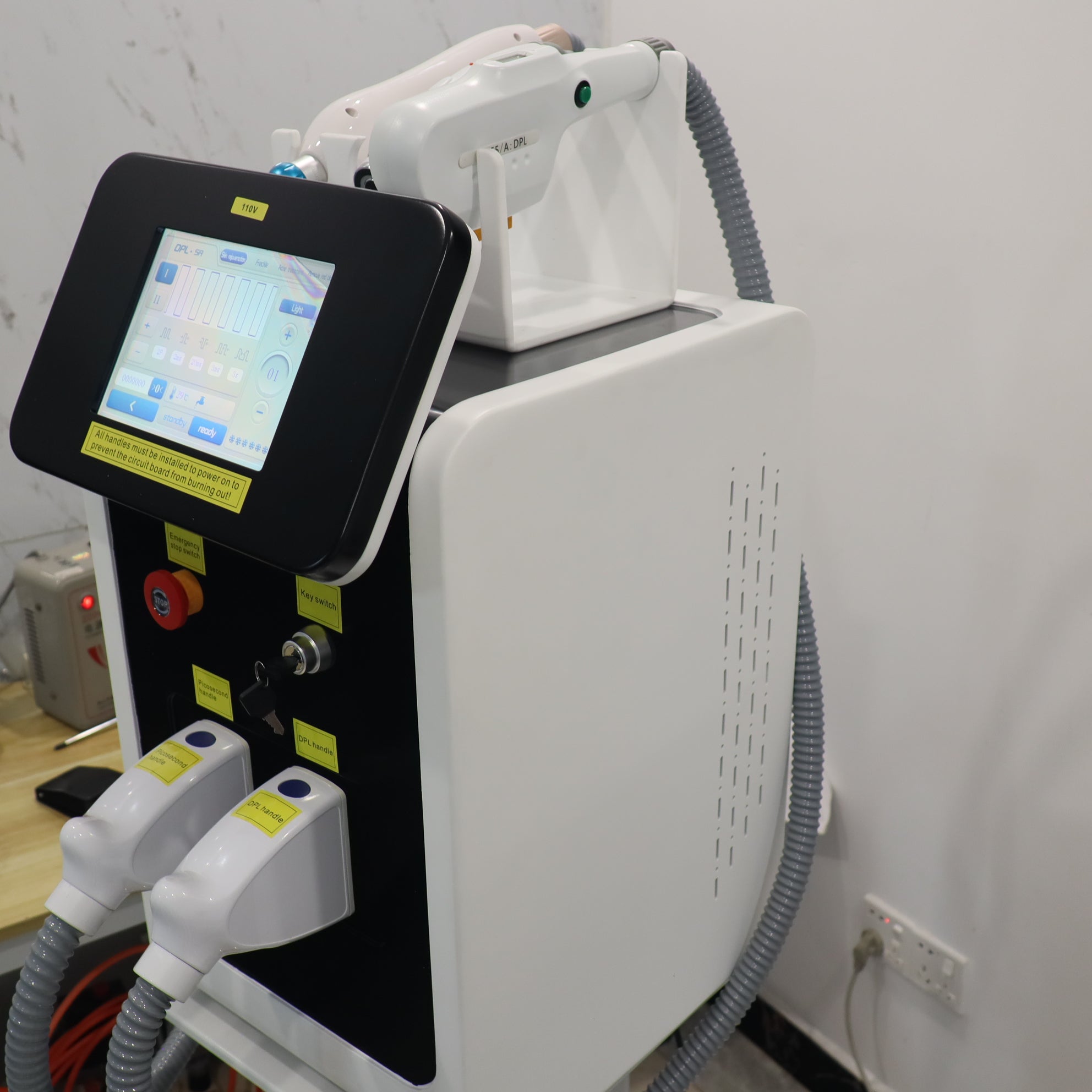 Nd Yag Laser 3 In1 DPL RF Hair Removal Laser Machine Depilatory Skin Rejuvenation