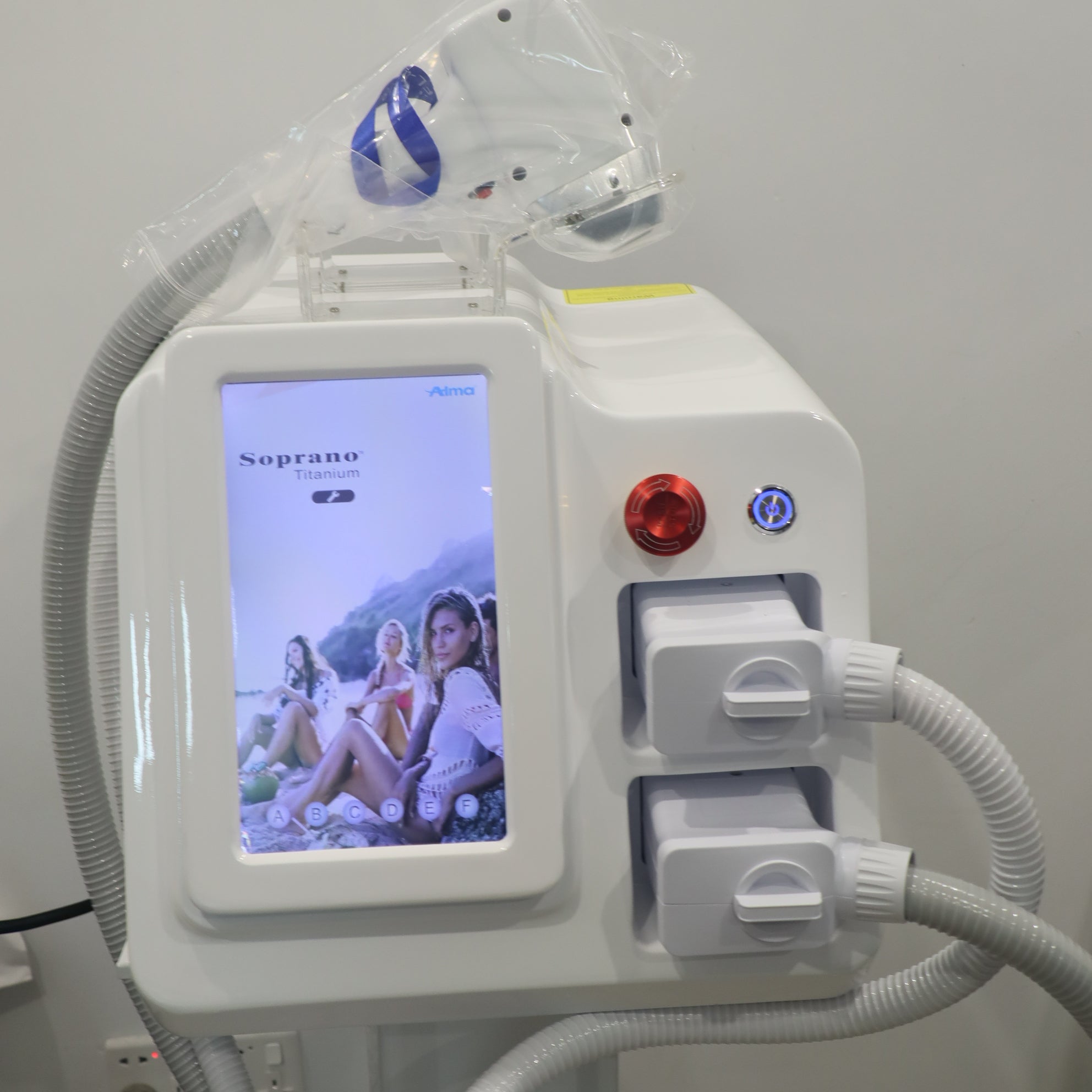 Double Handles Diode Laser 755 808 1064nm Painless Hair Removal Machine All Skin