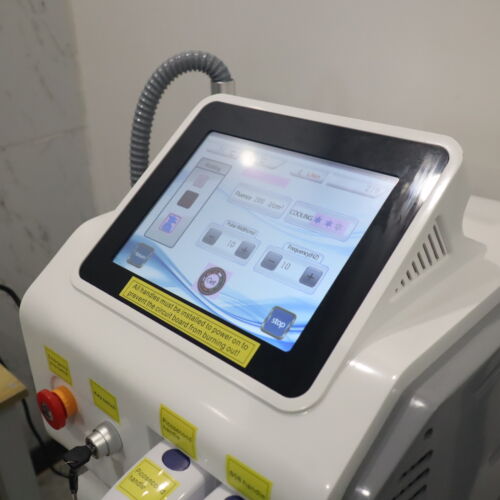 Portable 808 755 1064 diode laser hair removal machine For Pico Laser Epilator